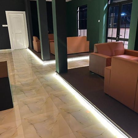 Royal Bliss Hotel Νουβάρα Ελίγια Εξωτερικό φωτογραφία